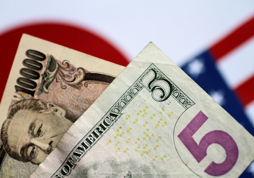 Dollar hovers near 6-week high on Fed view; yen edges up after BOJ